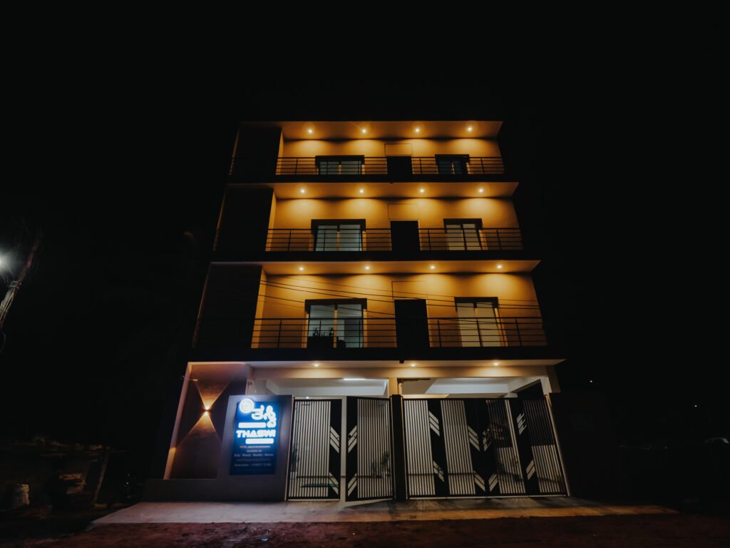 Top Service Apartment Thaswi Service Apartment